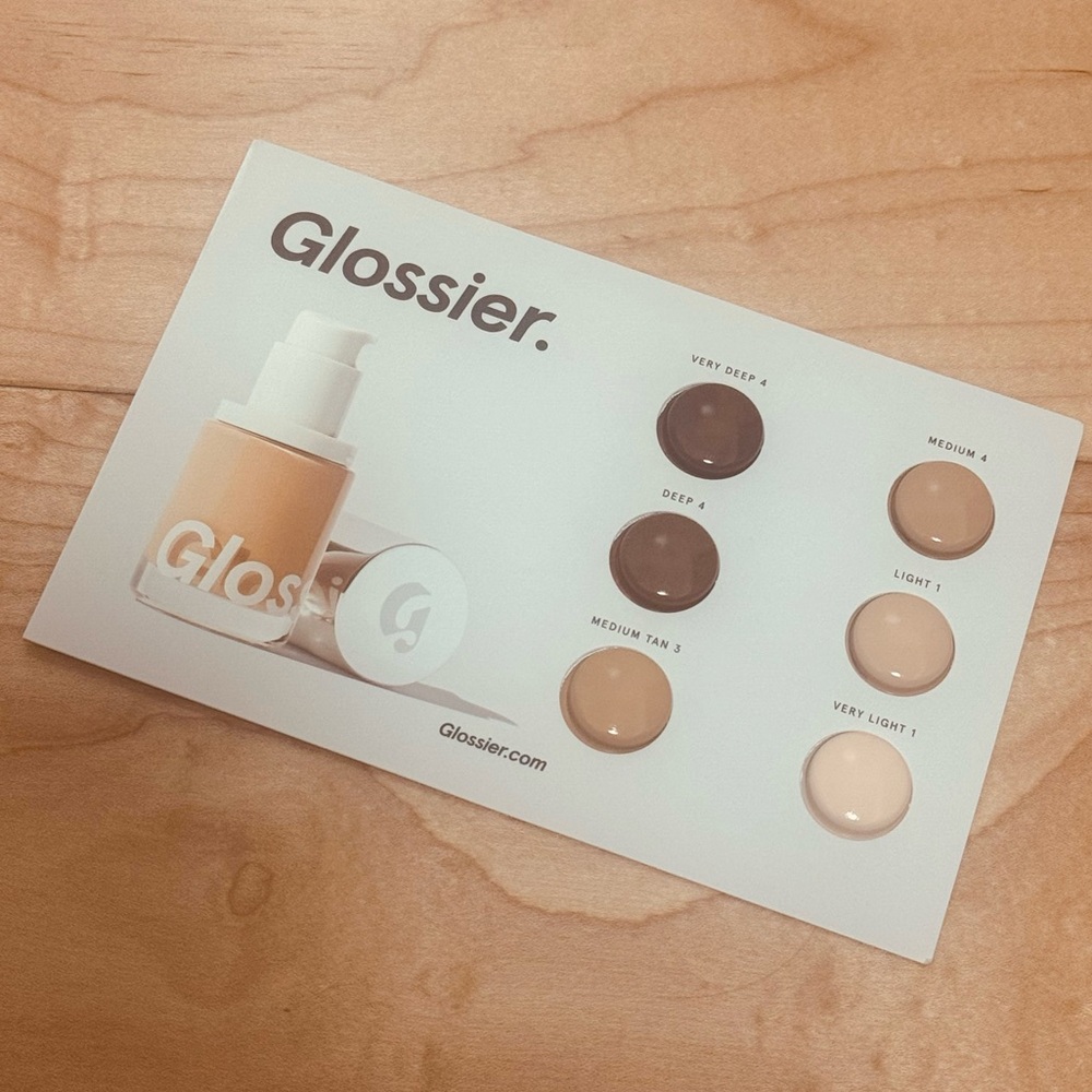 Glossier Stretch Fluid Foundation & Concealer Sampler Card